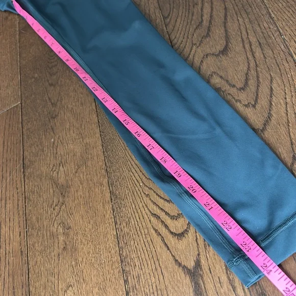 Lululemon blue green leggings Size 2 - Picture 9 of 12